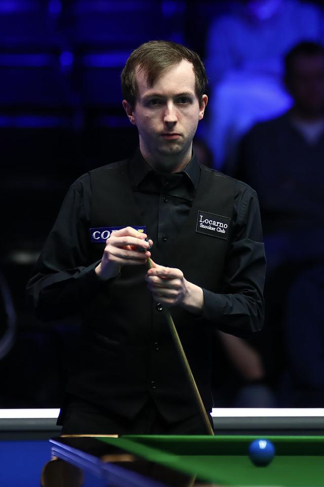 入形成了一 入形成了一